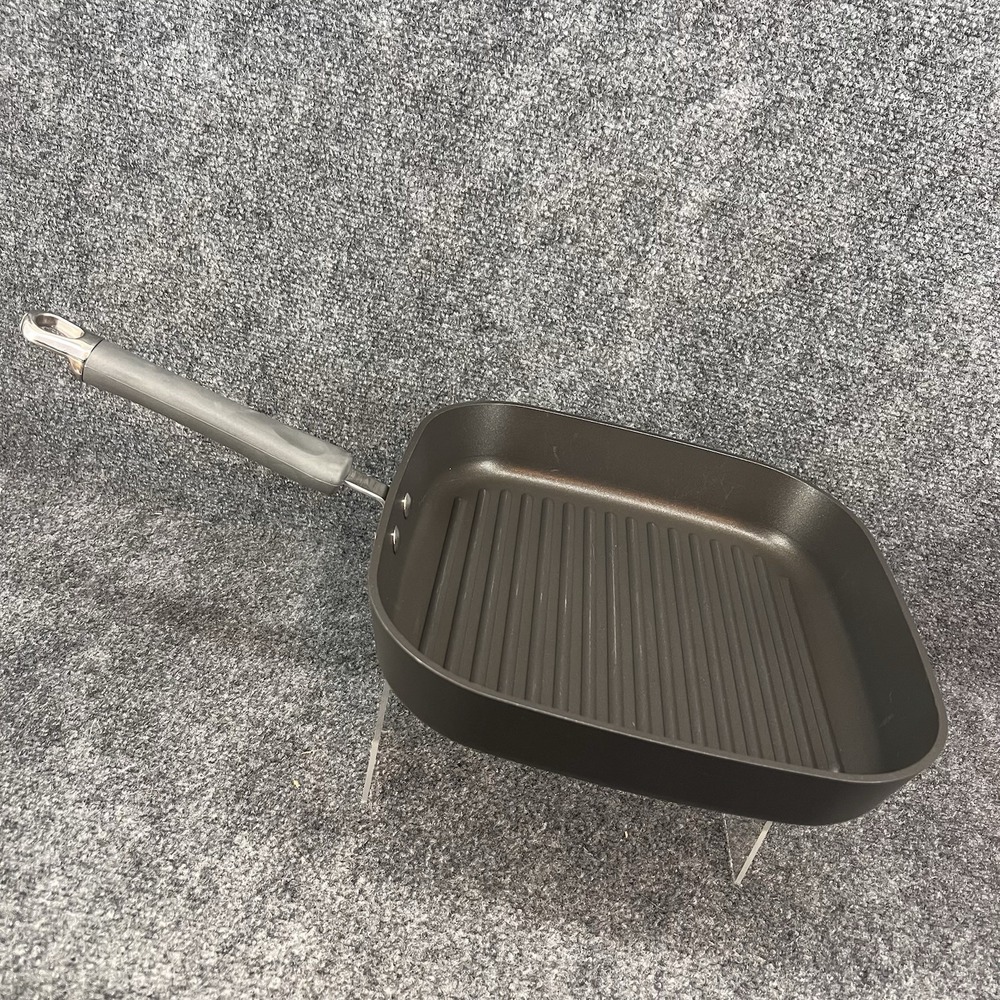 Pampered Chef Grill Pan #2868 Frying Pan Skillet 11" Retired 3 Lbs Griddle